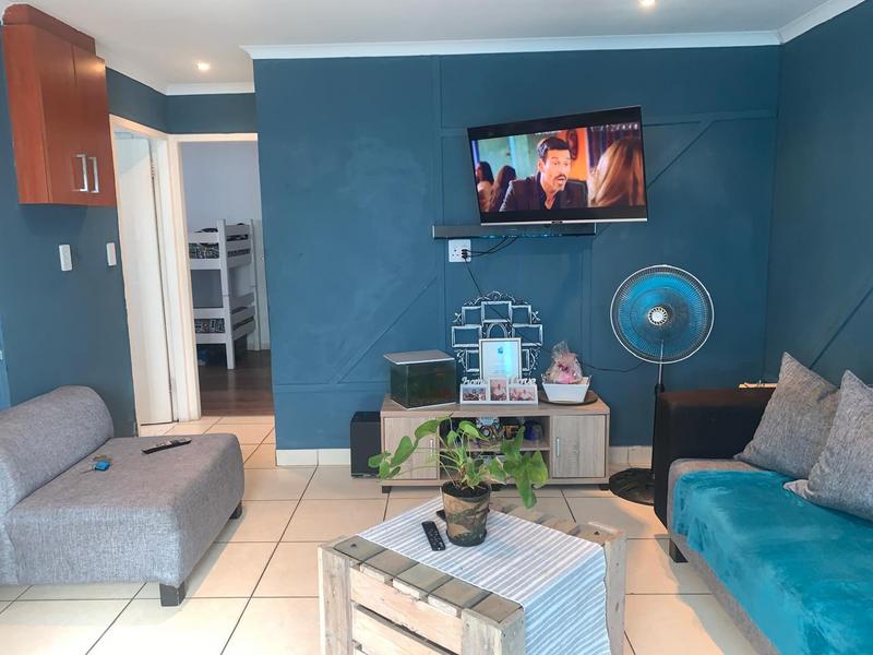 2 Bedroom Property for Sale in New Woodlands Western Cape